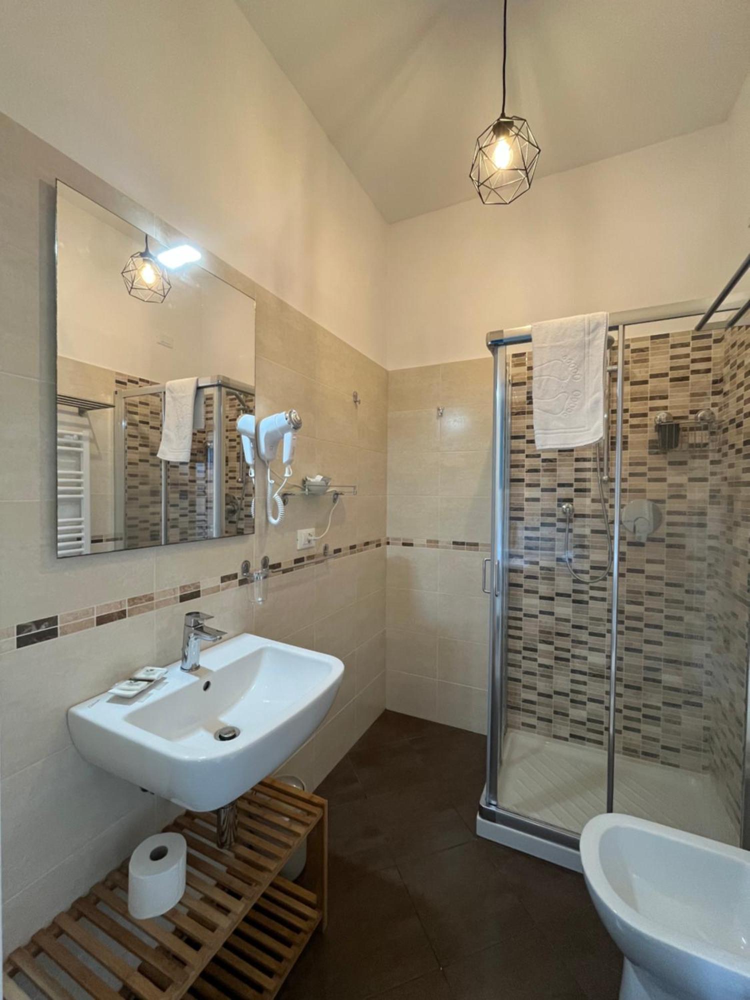 Porta Alla Croce Guest House Флоренція Номер фото